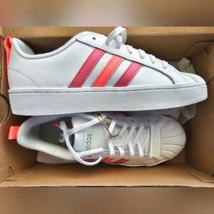 Adidas grandcourt BNIB. 6 Big Kid = Womens 8.